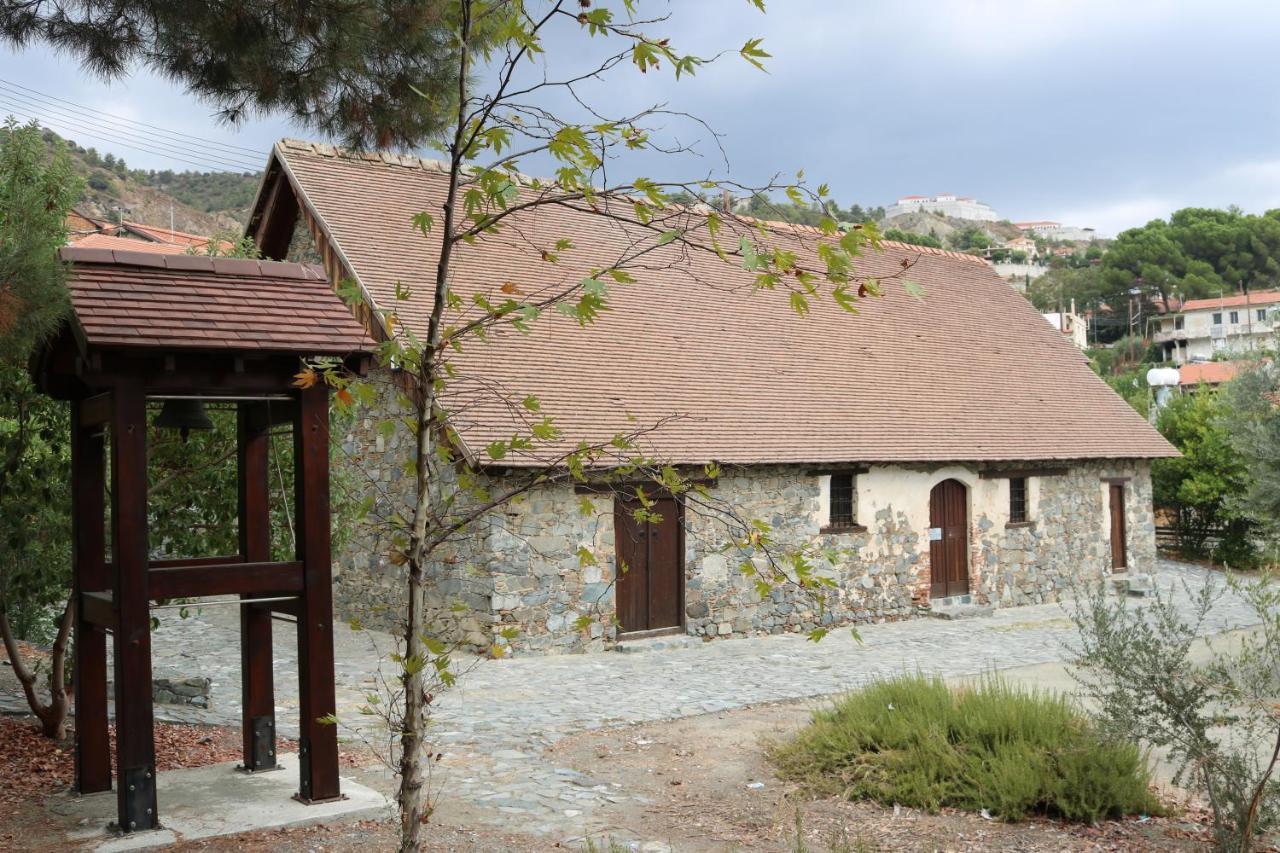 Georgiou Villa In Action Πελένδρι Εξωτερικό φωτογραφία